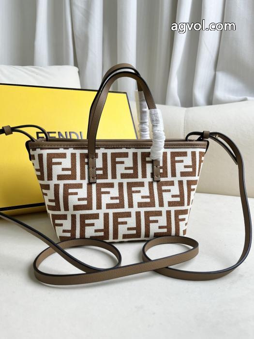 通販 ブランドFENDI&nbsp;&nbsp;&nbsp;&nbsp;バッグ旅行にも最適 全国無料セール お買い得お得._0_0