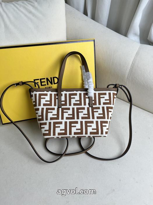通販 ブランドFENDI&nbsp;&nbsp;&nbsp;&nbsp;バッグ旅行にも最適 全国無料セール お買い得お得._0_1