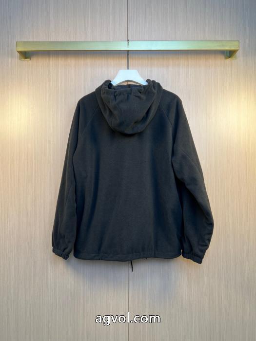 ジャケット今流行！ 秋冬季人気定番 完売目前PRADAスーパー コピー 通販_0_2