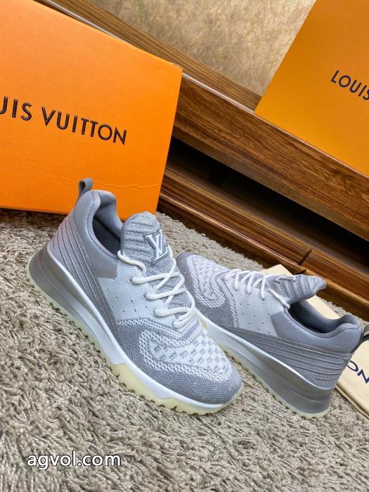 &nbsp;&nbsp;&nbsp;&nbsp;スニーカーLOUIS VUITTON存在感のある  2026限定 超レア 2026一番最高人気コピー 商品 通販._0_2