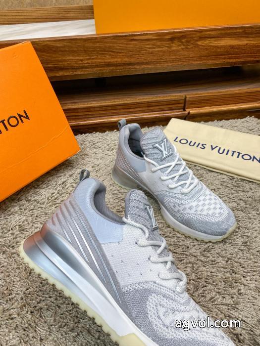 &nbsp;&nbsp;&nbsp;&nbsp;スニーカーLOUIS VUITTON存在感のある  2026限定 超レア 2026一番最高人気コピー 商品 通販._0_4