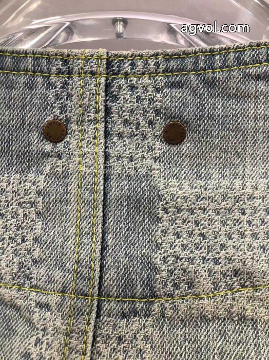 偽 ブランドデニムの服無性に欲しい ファッションな一品 在庫セールLOUIS VUITTON._0_5
