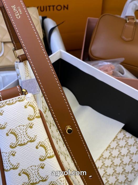 バッグオフィスにも 素敵な冬の定番アイテム 超激得送料無料セリーヌコピー 通販._0_5