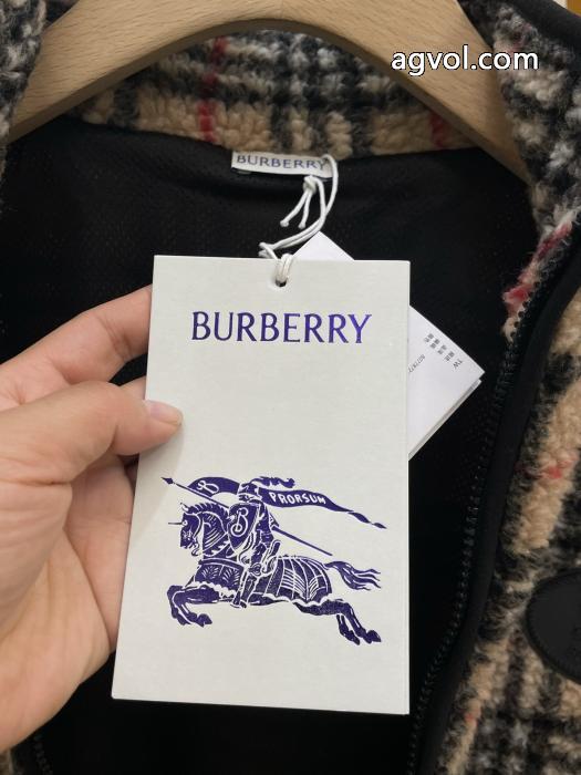 期間限定SALE 日本発売 品質保証お買い得ブランド コピーBURBERRYジャケット_0_2