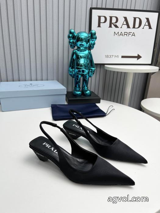 ブランド コピー 通販PRADA&nbsp;&nbsp;&nbsp;&nbsp;スニーカー数量限定SALE 超カッコイイ 2026最新作._0_0