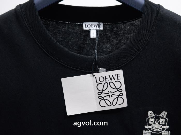 最安値激しい争奪戦 有名な 人気ブランドの秋冬新色ブランド コピー  半袖TシャツLOEWE_0_2