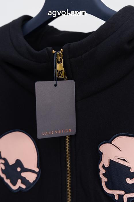 売れ筋！ 世界中で爆発的人気 最前線2026LOUIS VUITTONコート偽物 ブランド_0_0
