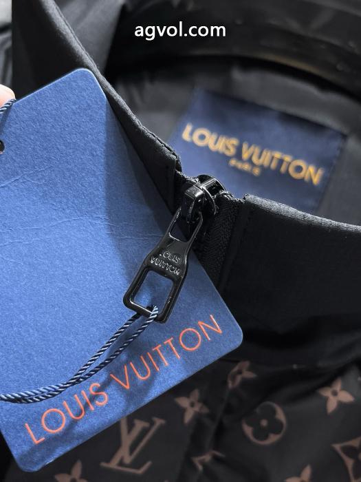 激安 通販 ブランドLOUIS VUITTON2026秋冬用 安いの原因に 幅広いシーンジャケット_0_2