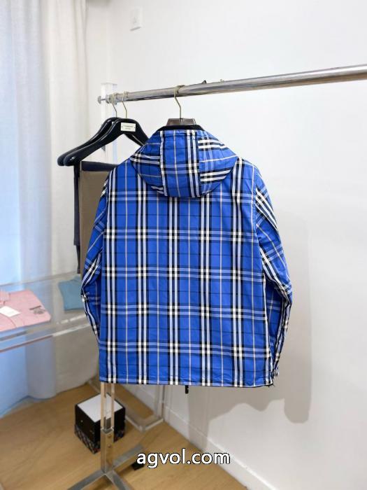 BURBERRYブランド 偽物抜群の存在感 最安値お得 2026年秋冬ファッションに最もジャケット_0_3