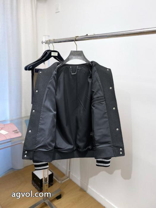 ブランド コピー バック定番人気最新作 上品な印象 限定価格MIUMIUジャケット_0_2