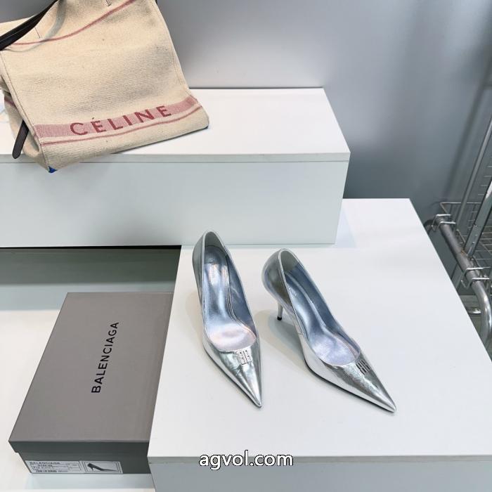 超人気美品セール中 キレイめおしゃれ シンプルなファッションの一枚靴 ブーツスーパー ブランド コピーbalenciaga._0_1