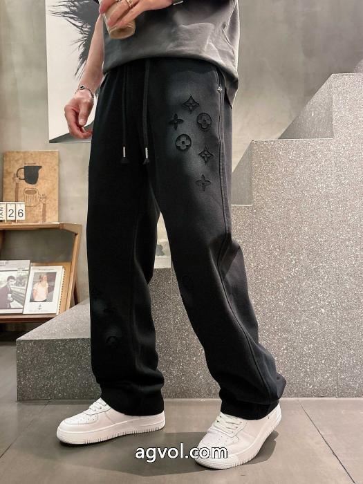新作販売開始 人気定番セール 人気定番スラックスLOUIS VUITTONコピー 品 ブランド_0_4