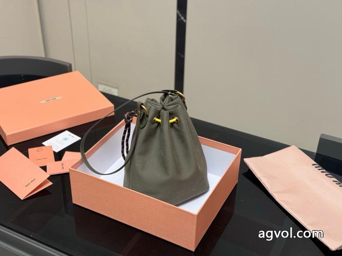 MIUMIUバッグコピー ブランド 優良好評品 即発◆高級 即発送最新作2026 _0_0