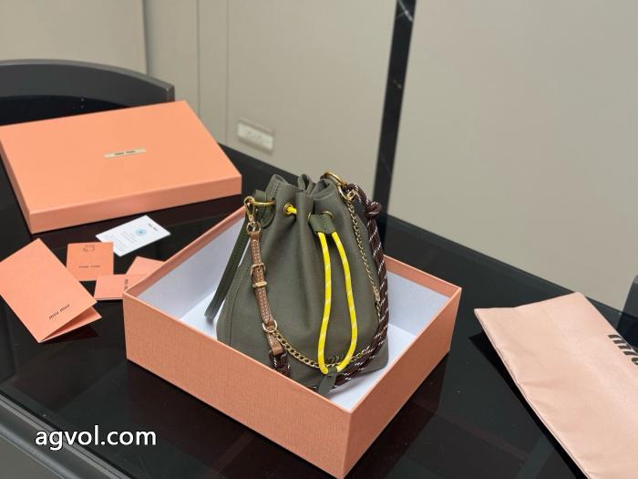 MIUMIUバッグコピー ブランド 優良好評品 即発◆高級 即発送最新作2026 _0_1