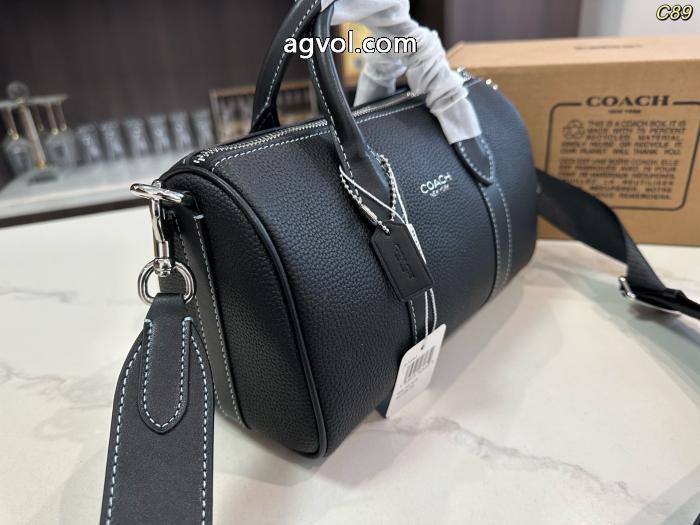 COACHバッグブランド コピー 販売 高級感ある 2026秋冬新作販売開始 海外限定評価いい_0_3