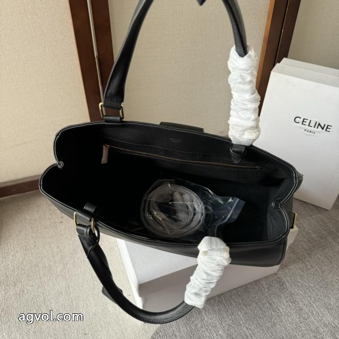 ブランド スーパー コピー 優良店&nbsp;&nbsp;&nbsp;&nbsp;バッグセリーヌ目を惹く作品 新作日本未入荷 秋冬アイテムから新たに登場！._0_5