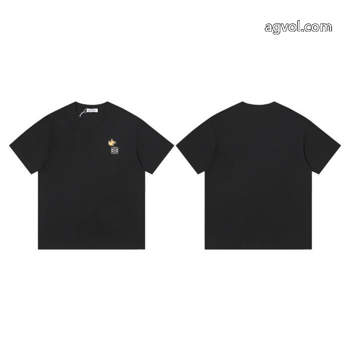 最安値に挑戦 国内未入荷 秋冬大活躍人気アイテムコピー 品 販売LOEWETシャツ_0_2
