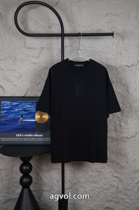 どんなシーンにも 品質保証正規保証 HOT人気LOUIS VUITTONブランド フェイク半袖Tシャツ_0_4