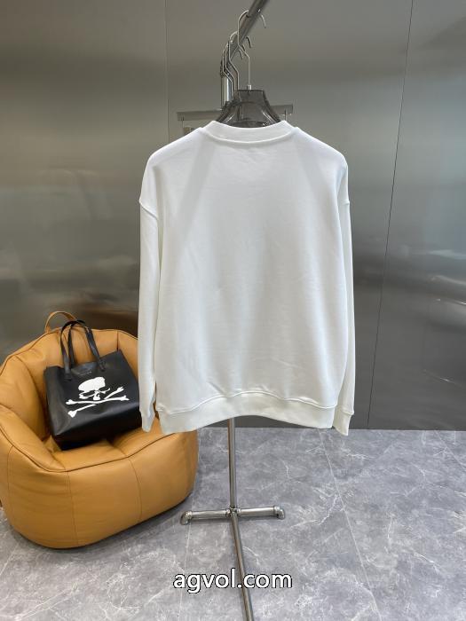パーカー新作販売開始 冬の大人カジュアル 今流行！LOEWEスーパー コピー ブランド 通販_0_2