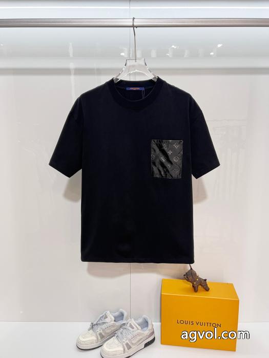 半袖Tシャツ通販 ブランドLOUIS VUITTONおしゃれに着こなせる 心惹かれるスタイル 魅惑_0_2