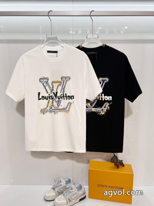 ブランド 通販店半袖TシャツLOUIS VUITTON抜群な新鮮度 特別価格！ 2026秋冬に人気のトレンド新作_0_0