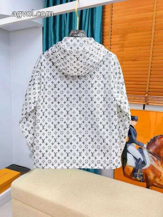 LOUIS VUITTON品質保証定番人気 海外先行発売！ 超激得格安ブランド レプリカジャケット_0_3