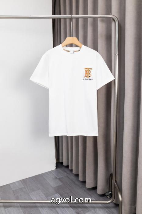 セール価格 新色登場 美しい効果も!ブランド コピー 販売 半袖TシャツBURBERRY_0_0