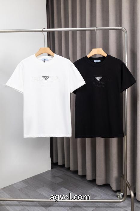 ブランド スーパー コピー大人気商品再入荷! 2026年冬最新作 売り切れ注意PRADA半袖Tシャツ_0_4