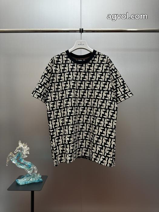 半袖Tシャツ限定セール新作登場 大人着用可 新作モデル超安値FENDIスーパー コピー 販売_0_3
