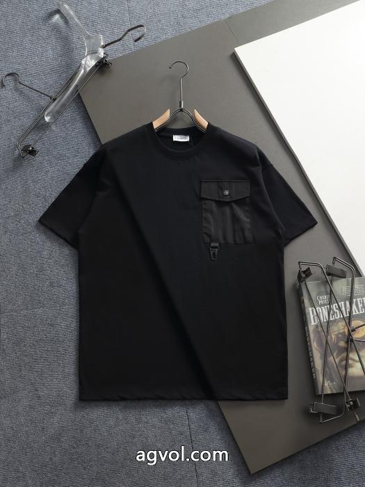 MONCLERブランド 品 コピー手頃価格 数量限定送料無料 トップトレンド2026半袖Tシャツ_0_2