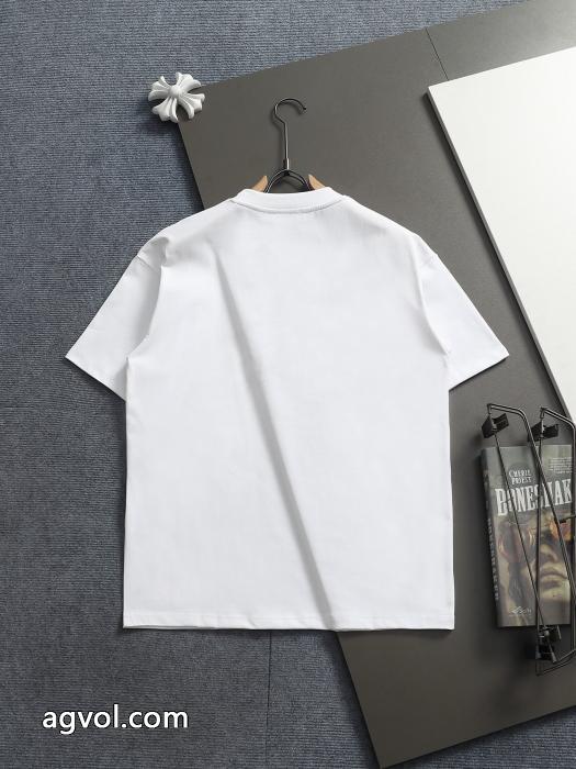 定番の人気ブランド 上品保証 大人気オリジナルコピー 通販半袖TシャツBURBERRY_0_3