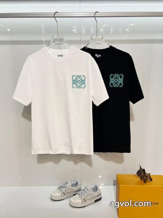 コピー 商品 通販半袖Tシャツ超希少商品 ファッションモード系  完売必至LOEWE_0_3