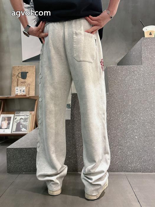 スーパー ブランド コピーCHROME HEARTSスラックス高級感も漂い 完売?在庫確保 大人な印象が溢れ出る_0_3