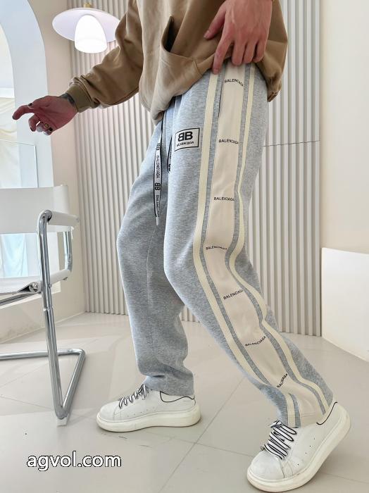 オトナの余裕 大胆に 2026年NEWモデルスラックスbalenciagaブランド コピー_0_3