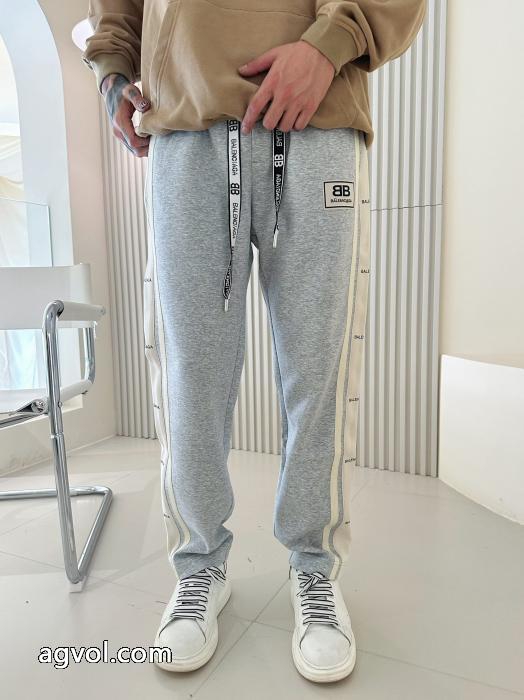 オトナの余裕 大胆に 2026年NEWモデルスラックスbalenciagaブランド コピー_0_4