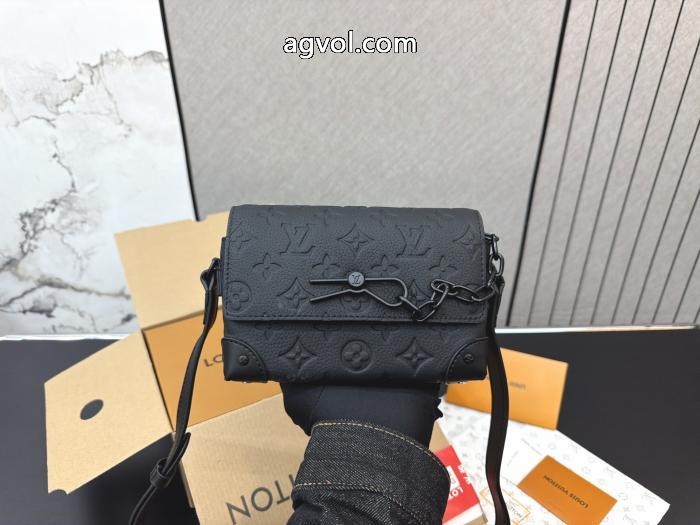 バッグLOUIS VUITTON激安 ブランドオシャレな印象に 大人着用可 手触りがいい_0_1