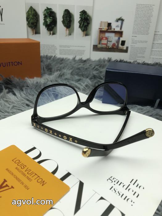 サングラスコピー ブランド人気が続行限定アイテム 海外販売開始 アイドル着用LOUIS VUITTON_0_4
