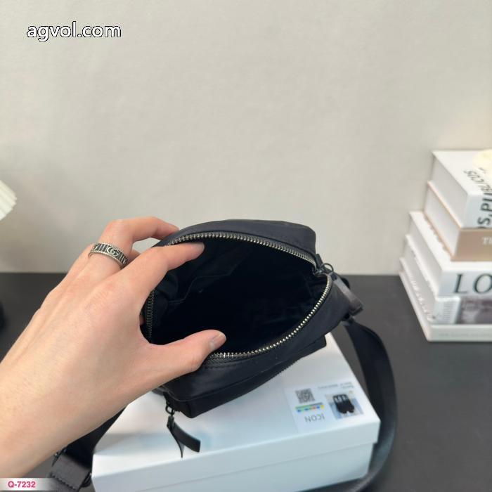 希少大人気 上品低価 世界で誰もが憧れるブランドバッグブランド 品 激安 通販ディースクエアード.._0_5