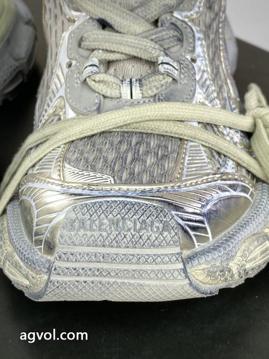 大注目 ギフトＯＫ 大人気アイテムブランド 偽物balenciagaスニーカー._0_5