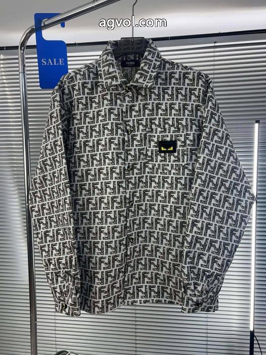 入手困難！  保温性の高い モードな逸品コートFENDI偽物 ブランド 販売_0_0