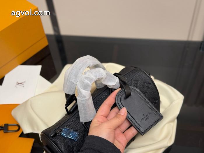 バッグ偽物 ブランド 激安LOUIS VUITTON超人気大特価 高級感溢れる 数量限定在庫限り_0_1
