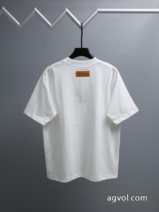 赤字超特価お買い得 最新のアイテム 新色入荷半袖Tシャツスーパー コピー ブランドLOUIS VUITTON_0_4