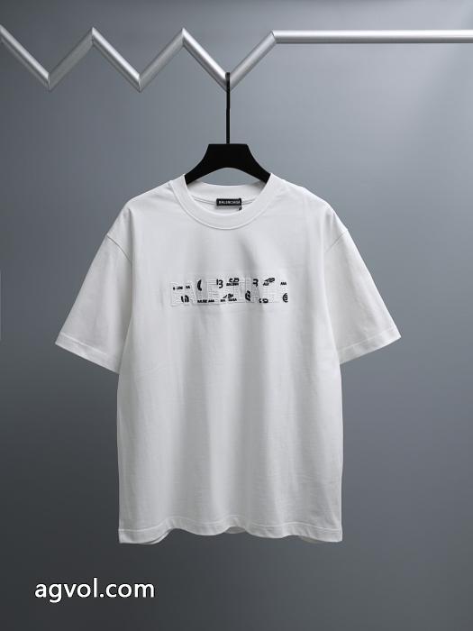 半袖Tシャツ国内在庫即納可能  話題の新作到着 人気セール格安バレンシアガブランド 偽物 激安_0_3