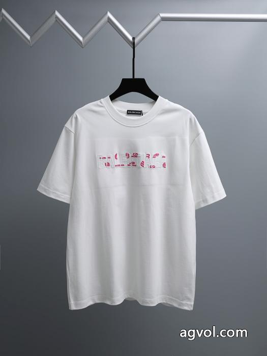 半袖Tシャツ国内在庫即納可能  話題の新作到着 人気セール格安バレンシアガブランド 偽物 激安_0_5