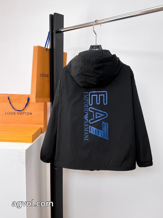 激安上品 流行シンボル 最新の秋冬アイテムコピー ブランド 通販 安心ジャケットARMANI_0_0