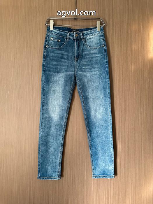 アルマーニ ARMANIブランド コピー バック美品★ 人気すぎて再入荷 主役になる存在感   ジーンズ.._0_1