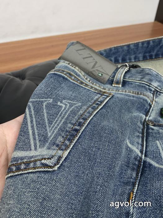 クリスマスおすすめアイテム 手に入れたい 冬の買い必須！ 2026ブランドコピーヴァレンティノ&nbsp;&nbsp;&nbsp;&nbsp;ジーンズ._0_5