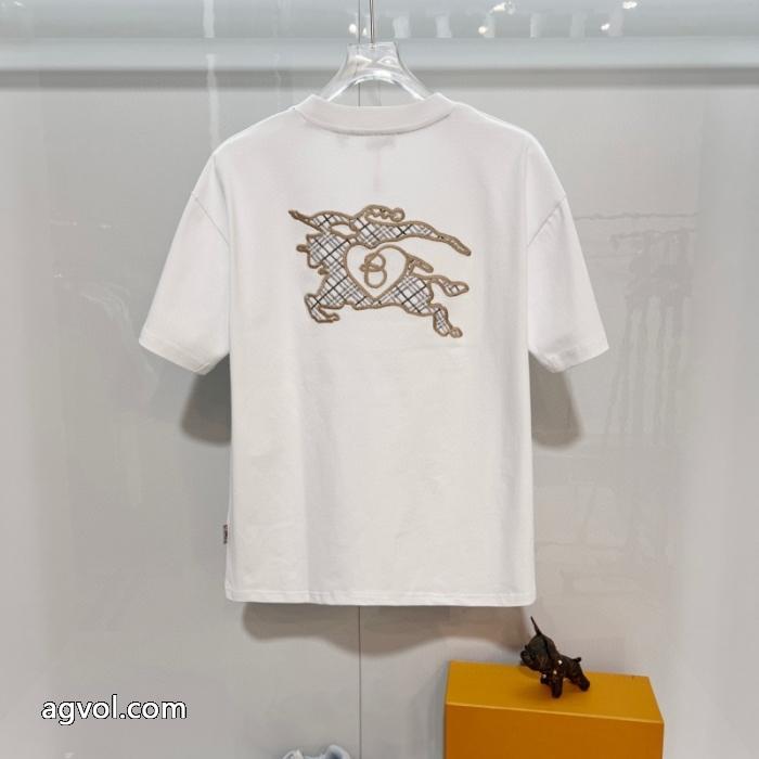 半袖Tシャツ最安値に挑戦 2026秋冬大人気 高評価の2026人気品バーバリー偽物 ブランド ショップ_0_1