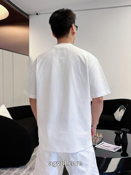 ブランド 品 スーパー コピーエルメス高級感演出 カワイイ雰囲気 定番人気アイテムセール半袖Tシャツ_0_4