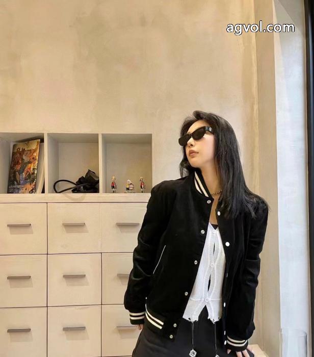 超目玉 大人気新色 パーフェクトCELINEスーパー コピー 品ジャケット_0_3